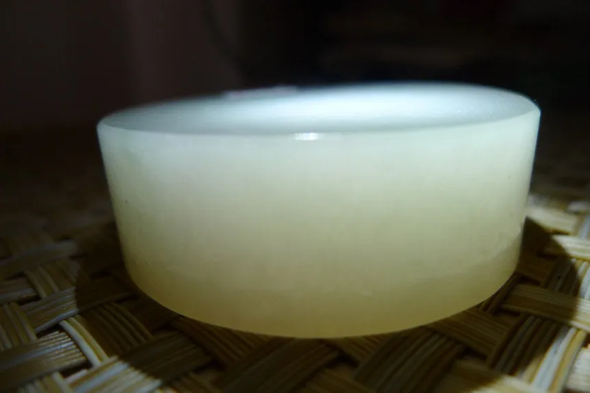 Natural Jade Rough Jadeite Raw (97g,4.8X4.8X1.6cm)