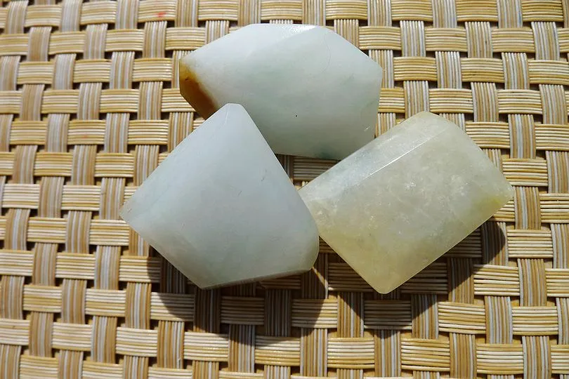 Natural Jade Rough Jadeite Raw S-61g