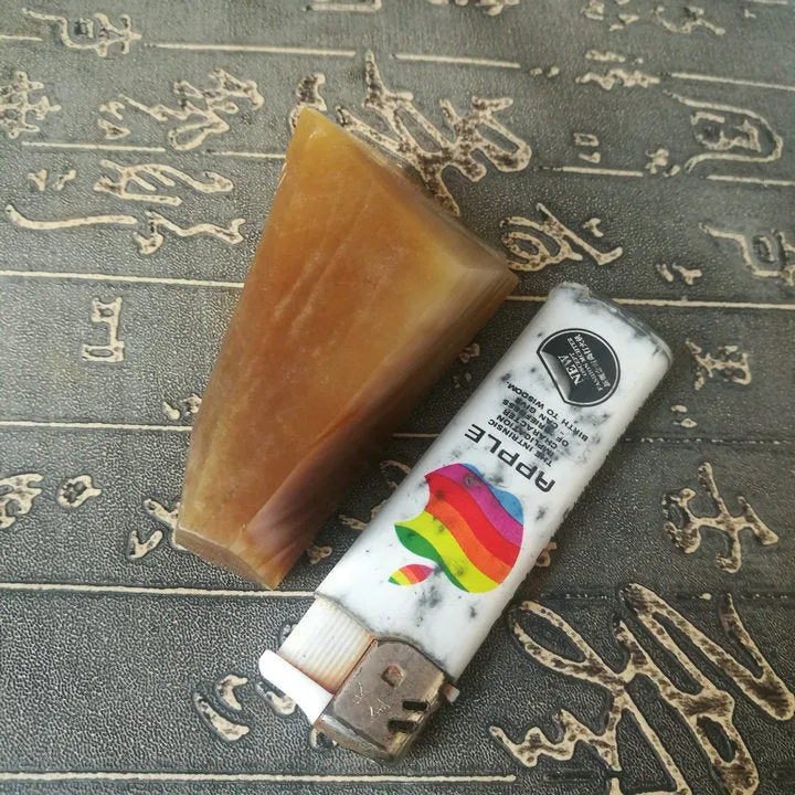 Natural Kunlun Jade Rough Nephrite Raw (147g, 8X3.5X3X1cm)