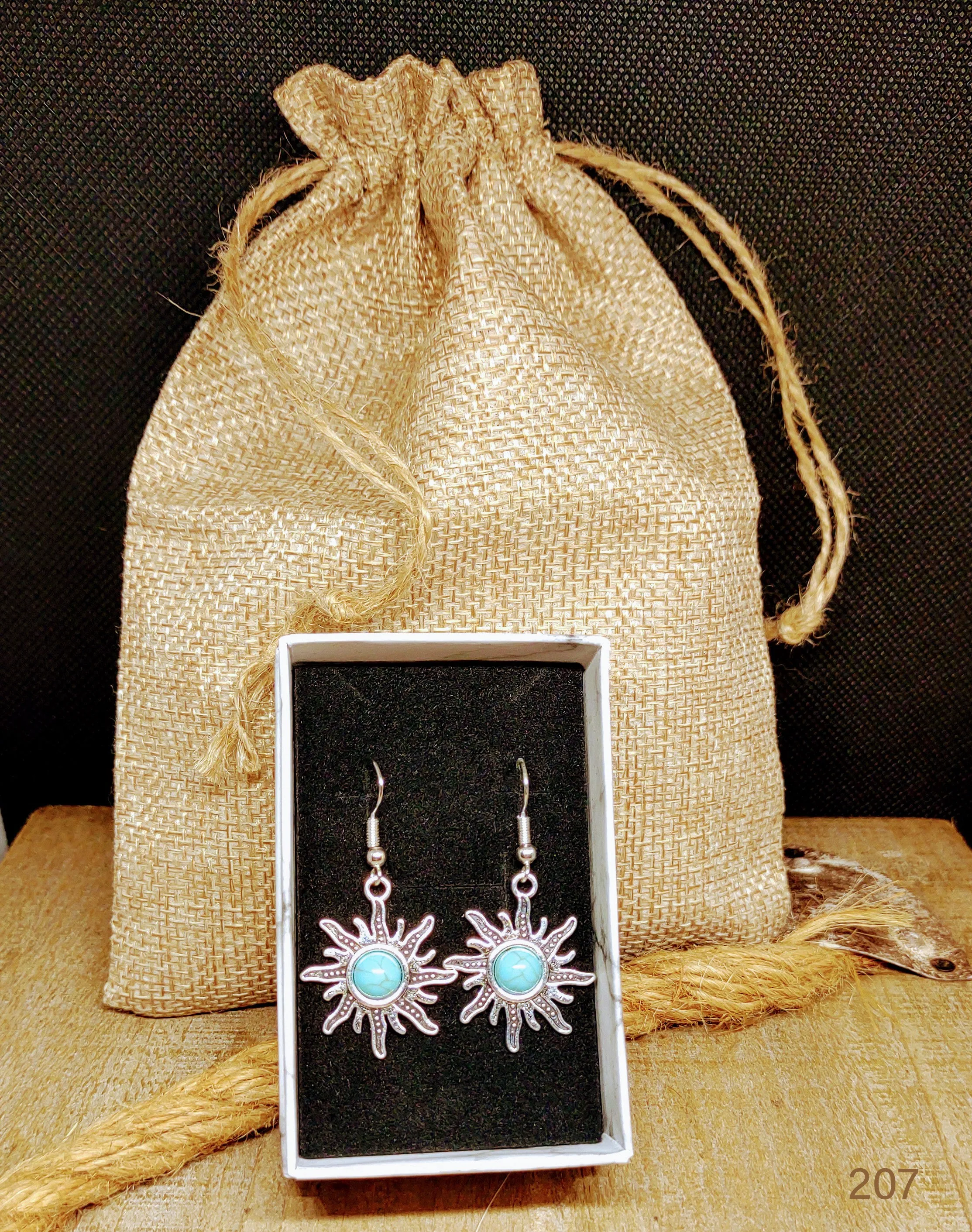 NEW! Western vintage silver turquoise stone drop earrings ''New"