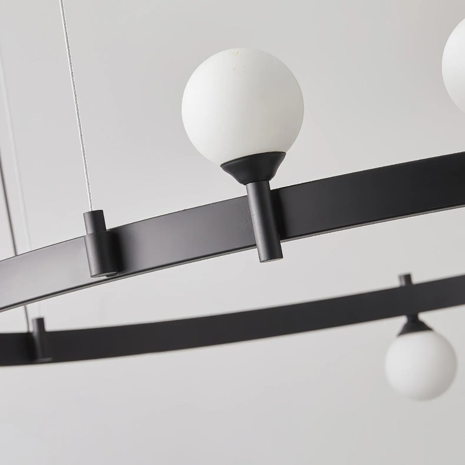 Pomi Round Chandelier