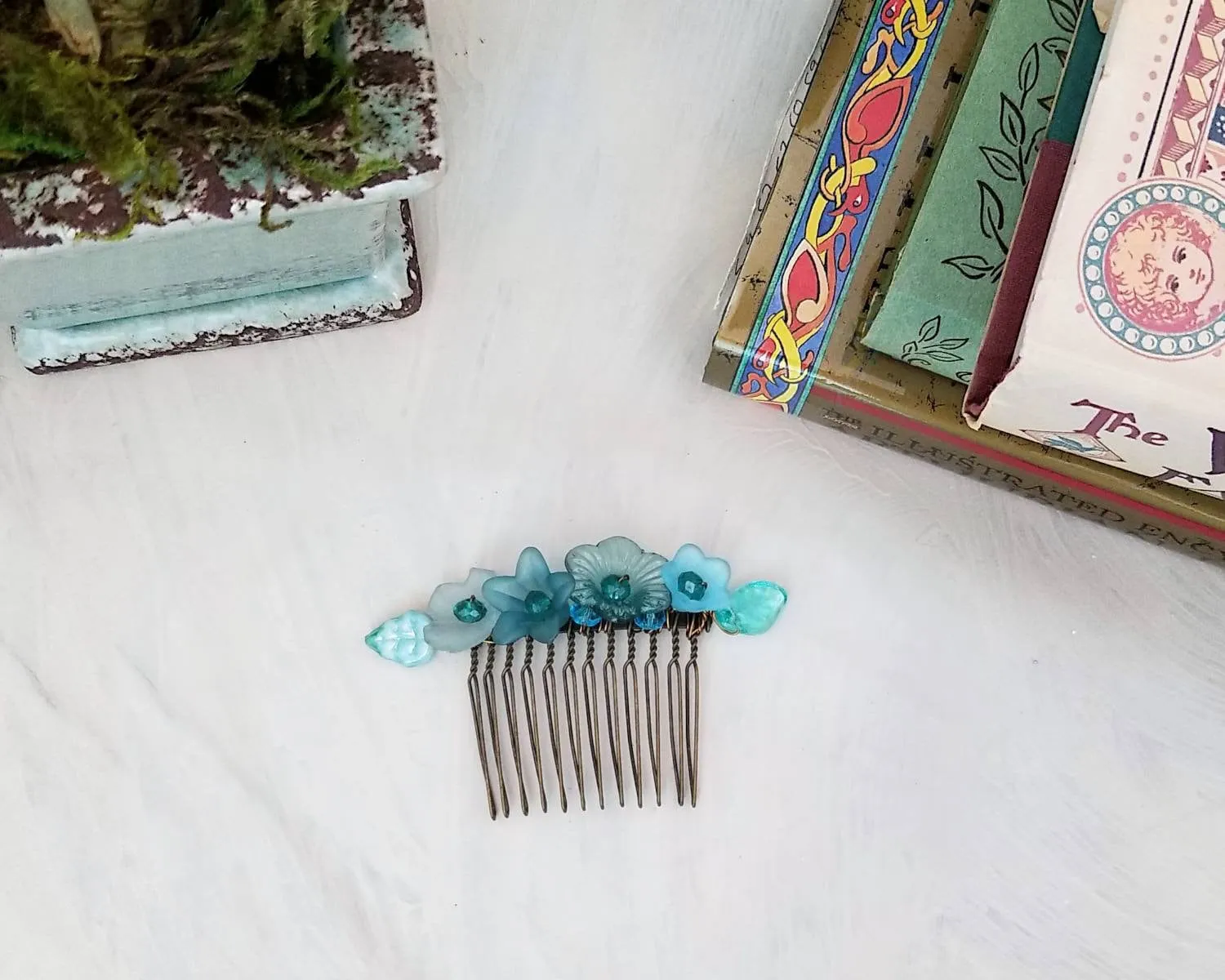 Wire Wrapped Lucite Flower Comb in Aqua Blue, Bridesmaid, Wedding, Floral, Garden, Party, Boho, Bohemian, Choice of Colors and Metals