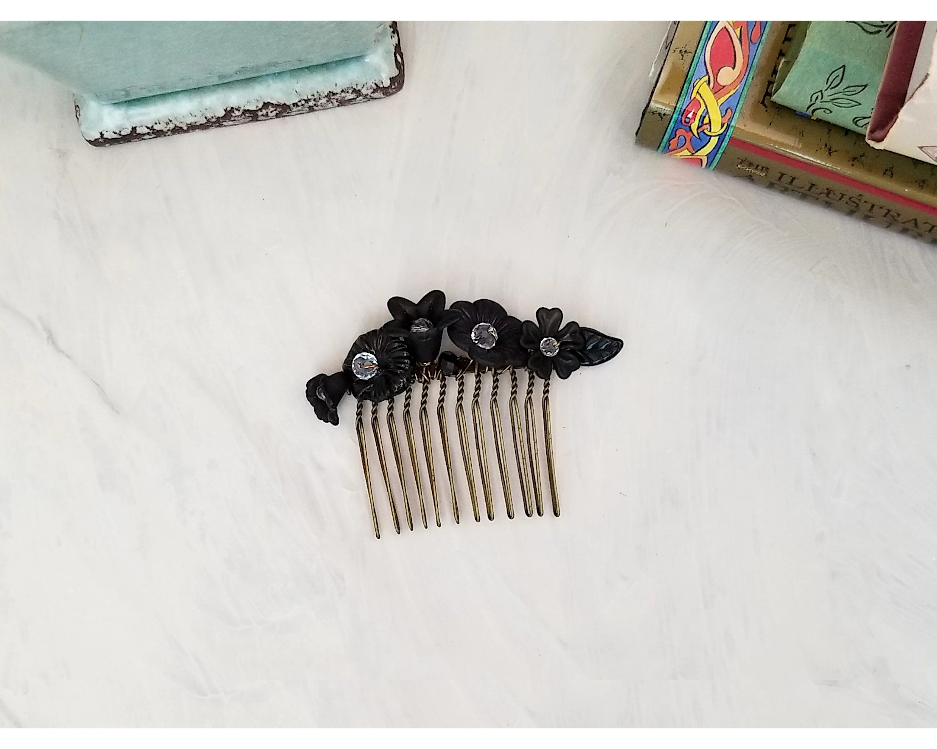 Wire Wrapped Lucite Flower Comb in Black, Bridesmaid, Wedding, Floral, Garden, Party, Boho, Bohemian, Gothic, Choice of Colors and Metals